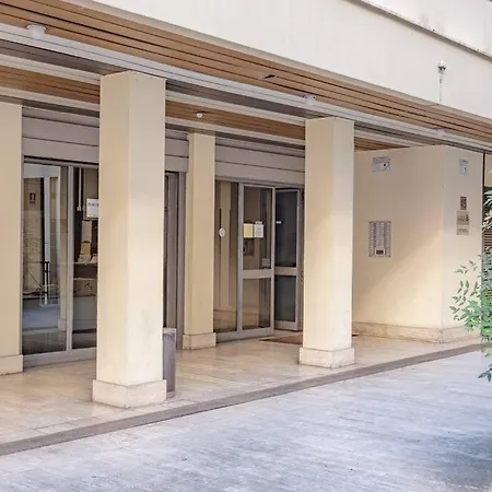 Modern Apartment At San Giovanni-3